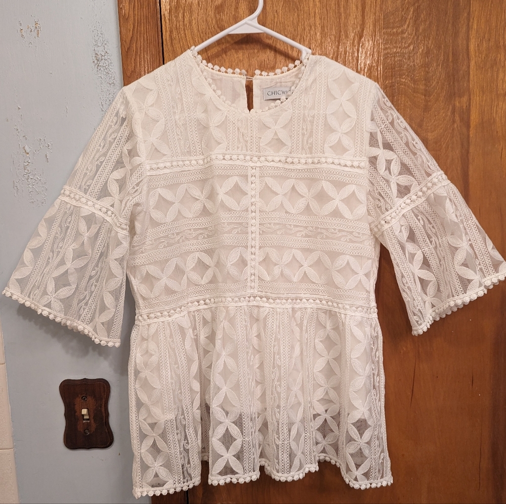 ChicWish Lace Top